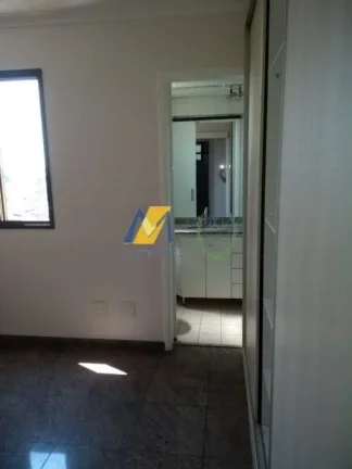 Imagem Com 2 dormitórios, sendo 1 suite, sala 2 ambientes.