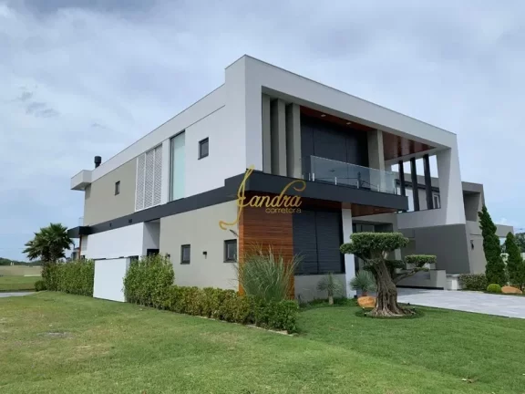 Imagem Sobrado finamente mobiliado e decorado condomínio Sense