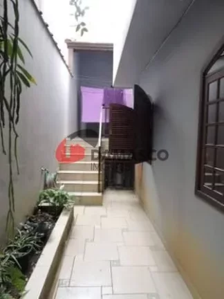 Imagem Sobrado à venda 3 Quartos, 2 Vagas, 246 m², Vila Palmares, Santo André - SP