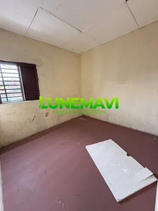 Imagem Salão Comercial para Alugar em Ferraz - Próximo à Futura Estação Lajeado