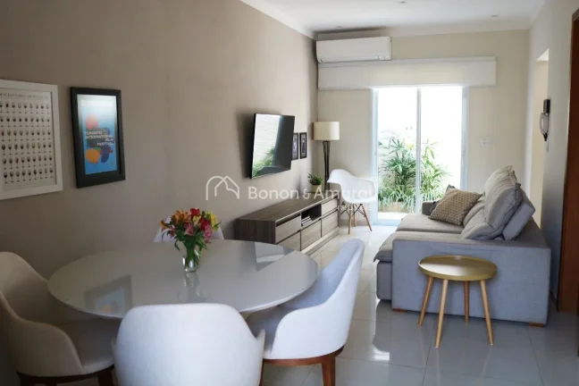 Imagem Casa tipo sobrado com living para 02 ambientes piso porcelanato, lavabo, 3 quartos com armários pla...