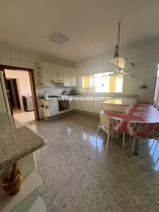 Imagem Casa Térrea 4D com Piscina