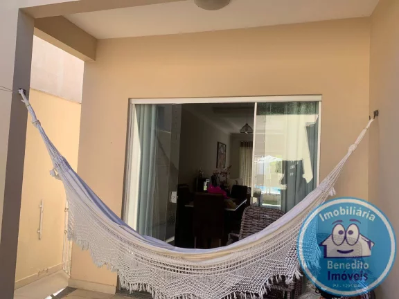 Imagem VENDO EXCELENTE CASA COM 04 DORMITÓRIOS EM PORTO SEGURO