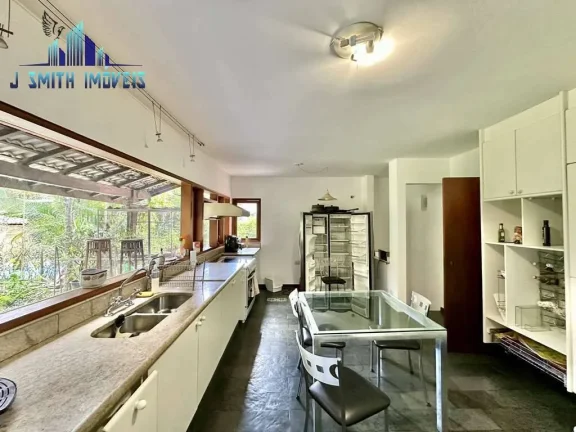 Imagem Casa na Granja Viana. 4 Dorms (2suites) Terreno 1.400m², Piscina,