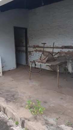 Imagem Ampla Casa com 3 Quartos, Edícula e Quintal Espaçoso: Conforto e Praticidade para Sua Família!