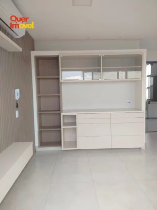 Imagem Linda Casa em Condomínio à Venda em Ribeirão Preto-SP, Bairro Vila do Golf! 3 Quartos, 3 Suítes, 1 Sala, 5 Banheiros, 4 Vagas de Garagem, 208m²!