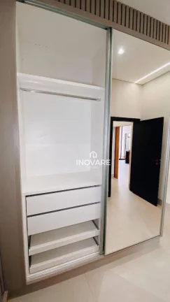 Imagem Casa com 4 dormitórios sendo 2 suite e 02 semi-suites com jacuzzi à venda, 246 m² por R$ 2.600.000,00- Residencial Jardim Primavera - Itumbiara/GO