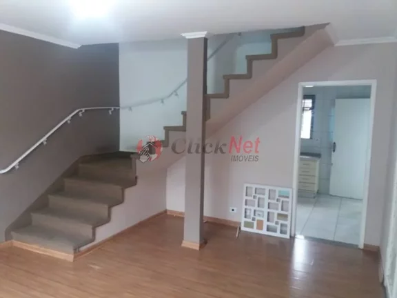 Imagem Sobrado para Venda no bairro Jardim Stella , Santo André com ampla área de quintal ( Comporta prédio de pequeno porte)