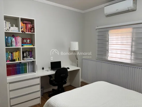 Imagem Casa em excelente localizaÃ§Ã£o, prÃ³xima ao centro da cidade e Ã  todo comÃ©rcio local, alÃ©m de fÃ...