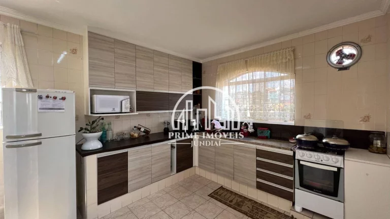 Imagem Casa com 3 dormitórios à venda, 222 m² por R$ 624.000,00 - Jardim Pacaembu - Jundiaí/SP