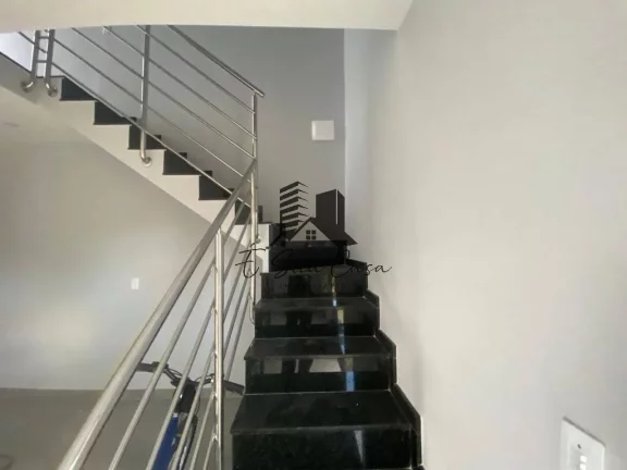 Imagem Casa Duplex 3 Quartos Suíte, Terraço e 2 Vagas, no Xangri-lá