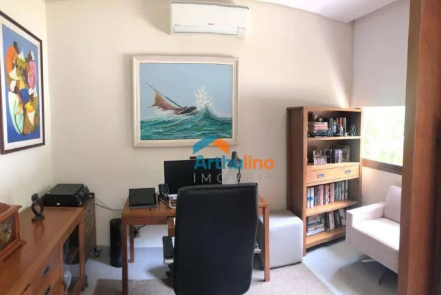 Imagem Casa 225 m² com 3 dormitórios, 3 suites, 4 banh, 5 vagas à venda, por R$ 1.500.000 - Fazendinha - Carapicuíba/SP