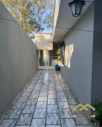 Imagem Casa a venda com 3 Quartos (1 Suíte) - Malota - Jundiaí/SP