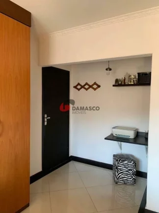 Imagem Sobrado à venda 3 Quartos, 1 Suite, 4 Vagas, 383M², Cerâmica, São Caetano do Sul - SP