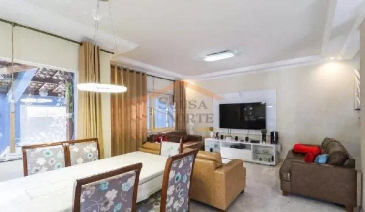 Imagem Sobrado mobiliado com 288 m² de área total. Possui 4 dormitórios, sendo 1 suíte, 3 banheiros. Am...