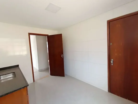 Imagem Apartamento de 3 Quartos com Suíte e DCE para Locação.