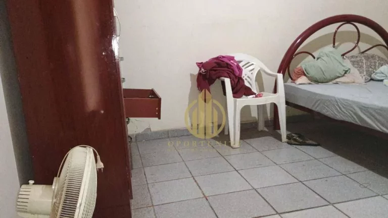 Imagem Casa a Venda na Vila Tiberio R$ 330.000,00