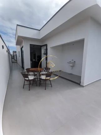 Imagem Casa térrea, 3 Dormitórios (3 suítes), 4 vagas, 300m², Condomínio Malibu.