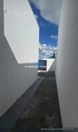 Imagem Casa para Venda em Feira de Santana, Conceição, 2 dormitórios, 1 banheiro, 2 vagas