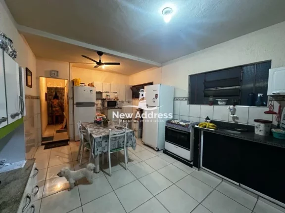 Imagem Casa em Araçás: 3 quartos, 2 banheiros, varanda e quintal - Vila Velha
