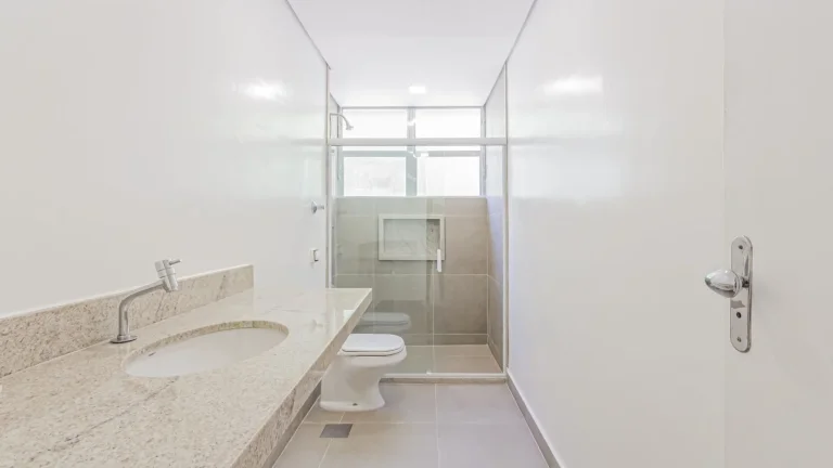 Imagem Apartamento Lagoa - 119M², 3 Dorms, 1 Suíte, 1 Vaga Demarcada, Churrasqueira, Academia, Salão de Festas e Jogos, Brinquedoteca, Quadra.