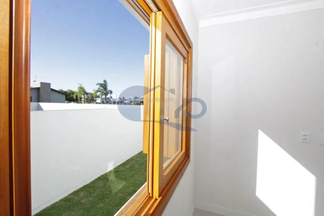 Imagem Casa á venda com 3 dormitórios na praia Rondinha no Arroio do Sal/RS