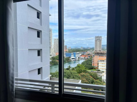 Imagem Apartamento quadra mar com 3 suítes e 2 vagas de garagem em Itapema/SC