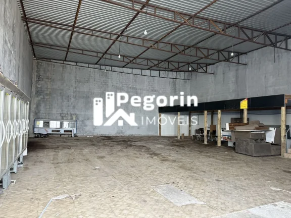 Imagem Galpão à venda em São José dos Pinhais, Guatupê, 270,00m²