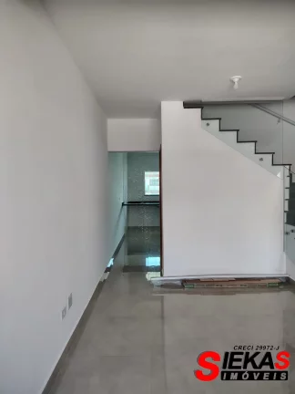 Imagem Imóvel à venda em São Paulo-SP: Casa de 3 quartos na Vila Carrão, com suíte, 4 banheiros e 4 vagas de garagem!