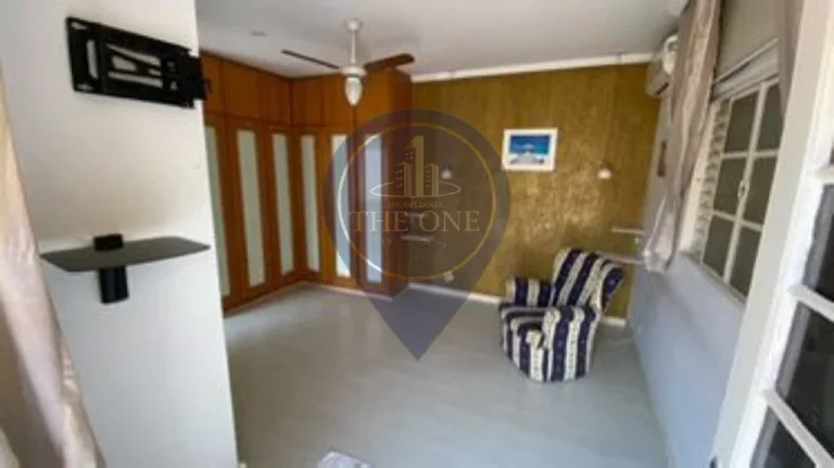 Imagem Residência de alto padrão na Vila Madalena, São Paulo-SP: 3 quartos, 1 suíte, 3 salas, 3 banheiros, 4 vagas de garagem, 121m².