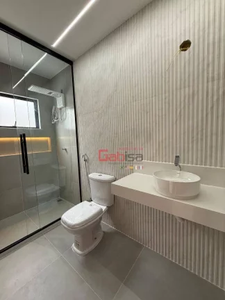 Imagem Casa com 3 dormitórios à venda, 220 m² por R$ 1.900.000 - Palmeiras - Cabo Frio/RJ