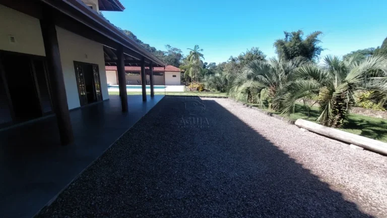 Imagem Uma Linda Mansão com 6 dormitórios com 5 mil metros de terreno