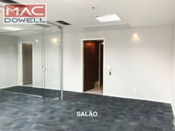 Imagem Sala comercial de 70 m² / 17° Andar - Ed.De Paoli - Centro