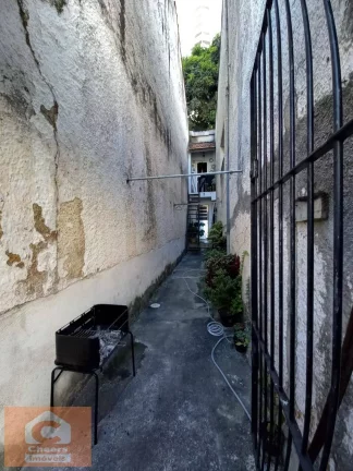 Imagem Sobrado - 200m² úteis - Metrô