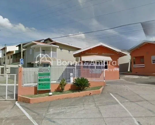 Imagem Esta casa estilo assobradada no Condomínio Itamanbuca oferece excelente distribuição de ambientes...