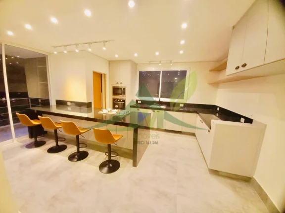 Imagem Exclusiva Mansão de 5 Suítes no Condomínio Porto Atibaia