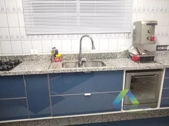Imagem Casa linda, com móveis planejados em todos os ambientes e um excelente espaço Gourmet para pizza e churrasco, 10 minutos a pé do metrô Conceição.