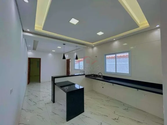 Imagem Casa para Venda em Itanhaém, Corumbá, 3 dormitórios, 2 suítes, 1 banheiro, 2 vagas