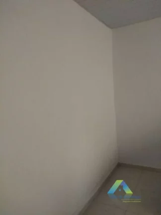 Imagem SANTO ANDRÉ Sobrado 81 M², 2 dormitórios, ótima localização e valor !!