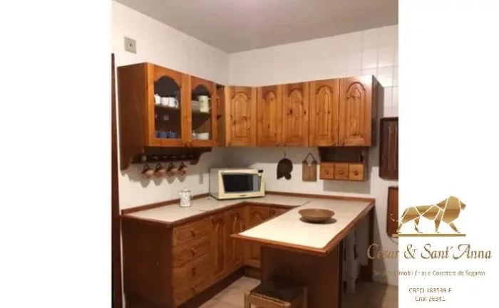 Imagem Oportunidade, Casa a venda no Alto do Capivari em Campos do Jordão-SP