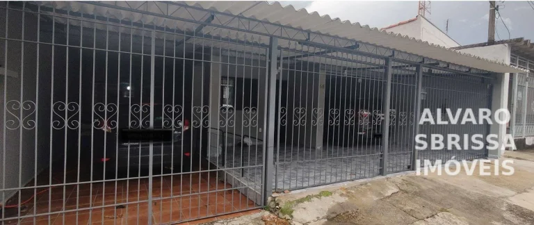 Imagem Casa com duas residências. Uma com suíte e duas vagas cobertas na garagem - outra com dois dormitórios e uma vaga na garagem na Vila Leis Itu/SP