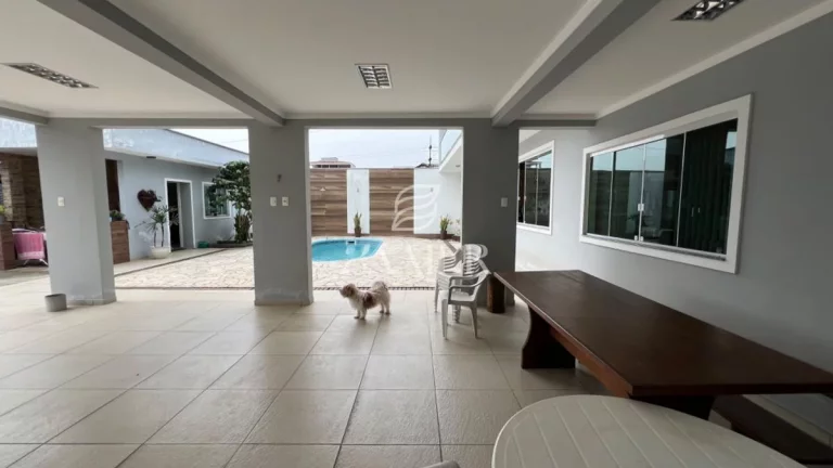 Imagem Sobrado com 5 quartos, Bom Retiro - Joinville