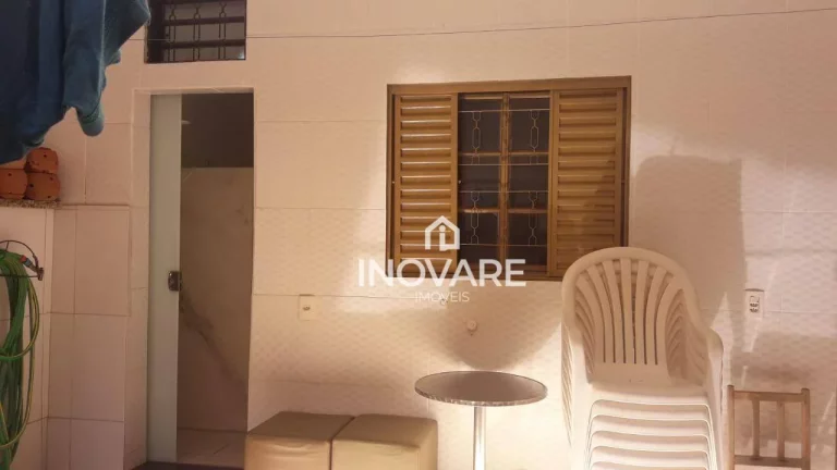 Imagem Casa com 3 dormitórios à venda, 330 m² por R$ 780.000,00 - Village Beira Rio - Itumbiara/GO
