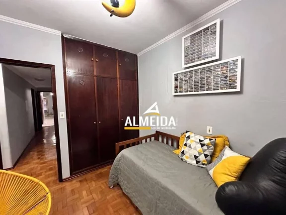 Imagem Casa com 3 dormitórios à venda, 134 m² por R$ 550.000,00 - Estádio - Rio Claro/SP