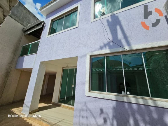 Casa com 5 dormitórios à venda, 218 m² por R$ 750.000,00 - Califórnia - Nova Iguaçu/RJ