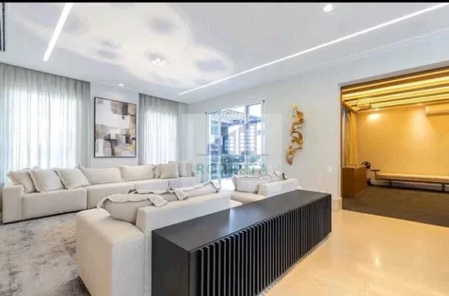 Imagem CASA À VENDA NO JARDIM PETRÓPOLIS COM 4 DORMITÓRIOS