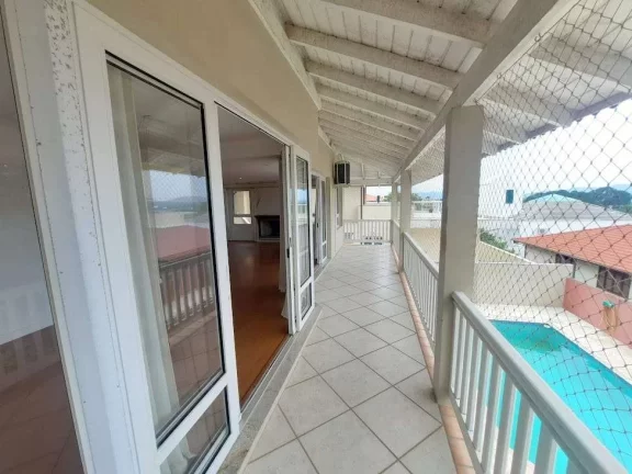 Imagem Casa com 5 dormitórios (4 suítes todas com banheira) à venda, 438 m² - Lagoa da Conceição - Florianópolis/SC