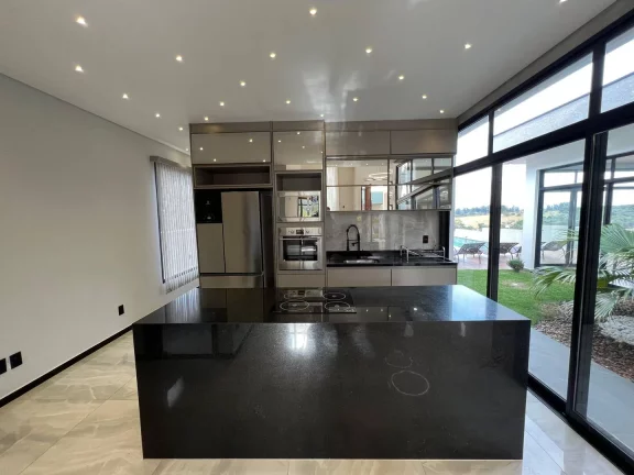 Imagem Casa Espetacular no Condominio Flamboyant