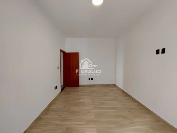 Imagem Casa em condomínio fechado à em Sorocaba-SP! Casa nova com 3 suítes e área gourmet