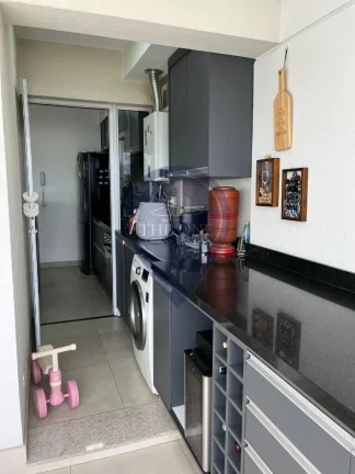Imagem Imperdível Apartamento à Venda em São Paulo-SP, Vila Anastácio: 2 quartos, 1 suíte, 2 salas, 2 banheiros, 2 vagas, 62m². Aproveite!